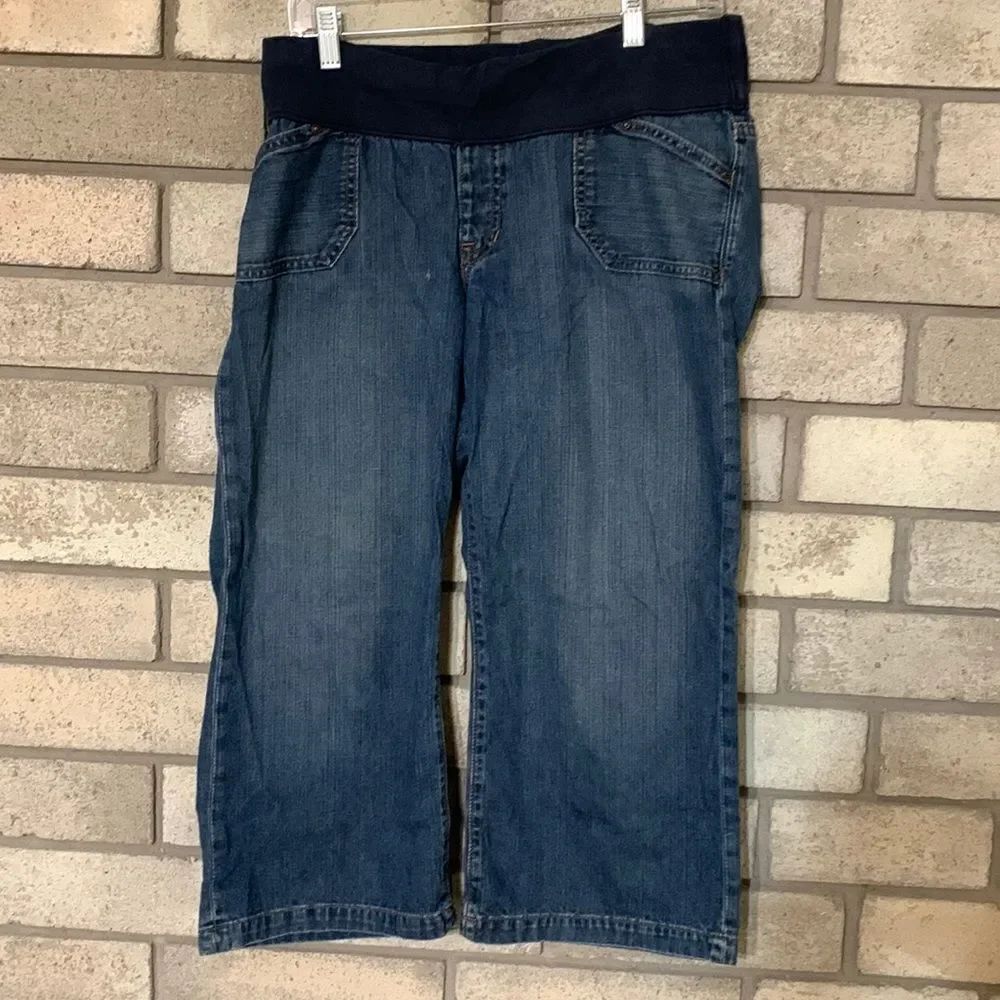 3for$20 Capri jeans maternity 10